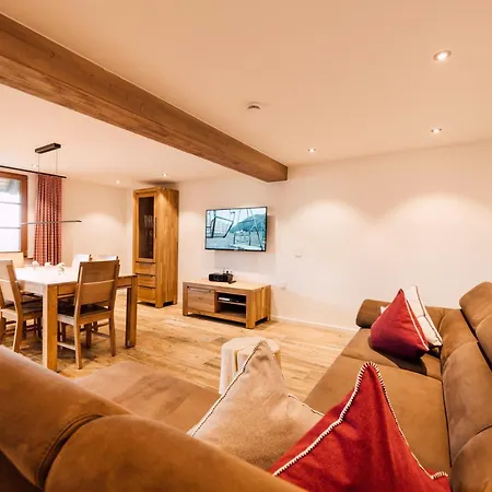 Holzhof Apartment