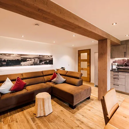 Holzhof Apartment *