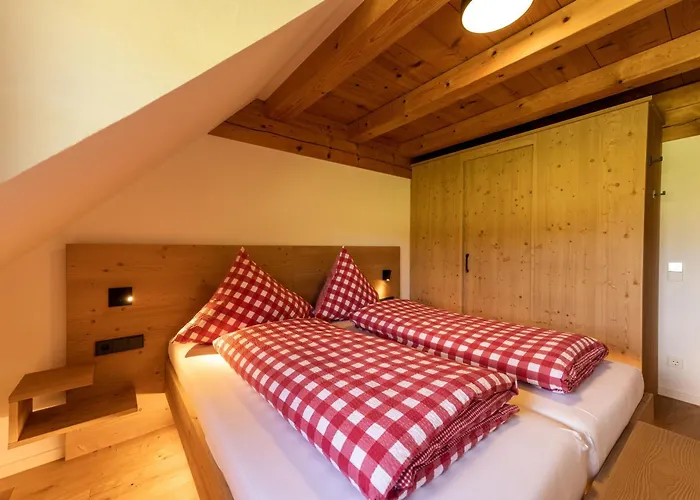 Holzhof شقة بريتناو